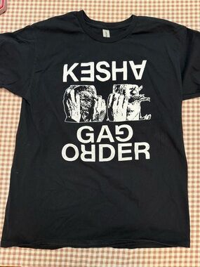 Gildan Black Tee with White Kesha Graphic GAG ORDER medium
